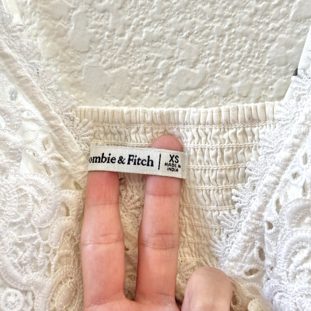 Abercrombie & Fitch White Eyelet Lace Tank Top Cami - Picture 3 of 5